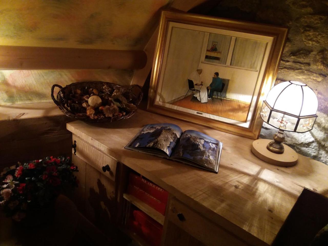 Hotel Ottoz Meuble Courmayeur Bagian luar foto